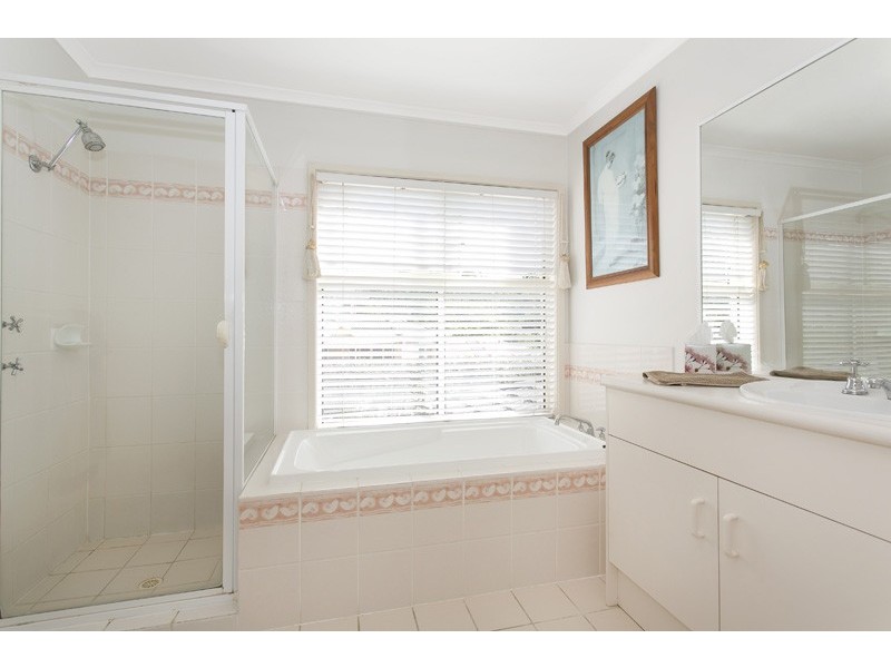 7 Rocklily Court, Chermside West QLD 4032