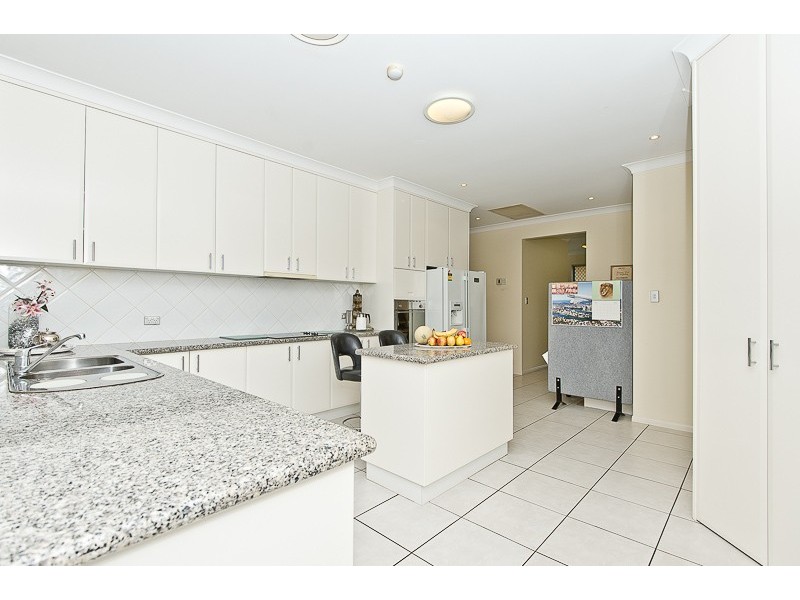 165 Bangalow Street, Bridgeman Downs QLD 4035