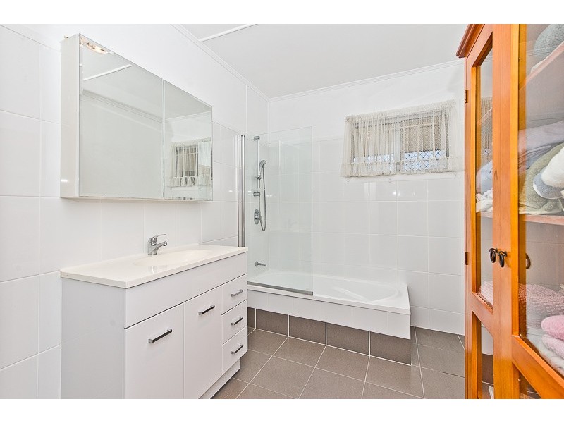 7 Blenheim Street, Chermside West QLD 4032