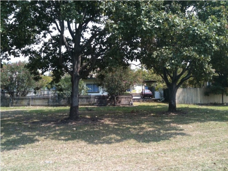 19 Clark Street, Clinton QLD 4680