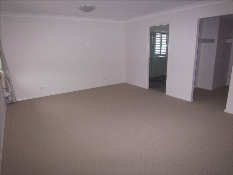 7 Oakwood Road, Warner QLD 4500