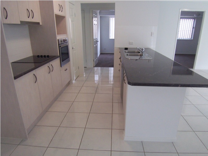 2 Oakwood Road, Warner QLD 4500