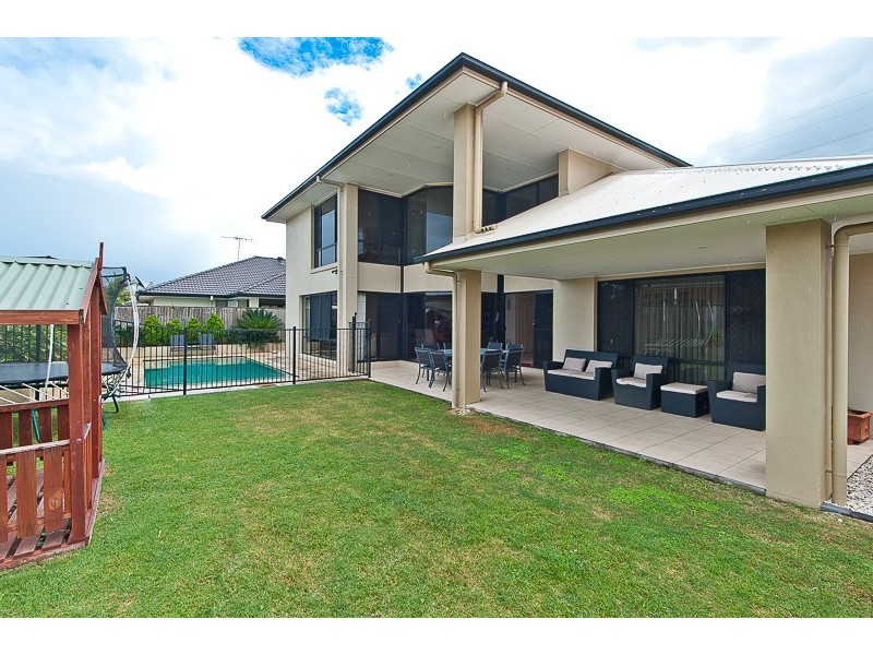 15 Fiesole Place, Bridgeman Downs QLD 4035