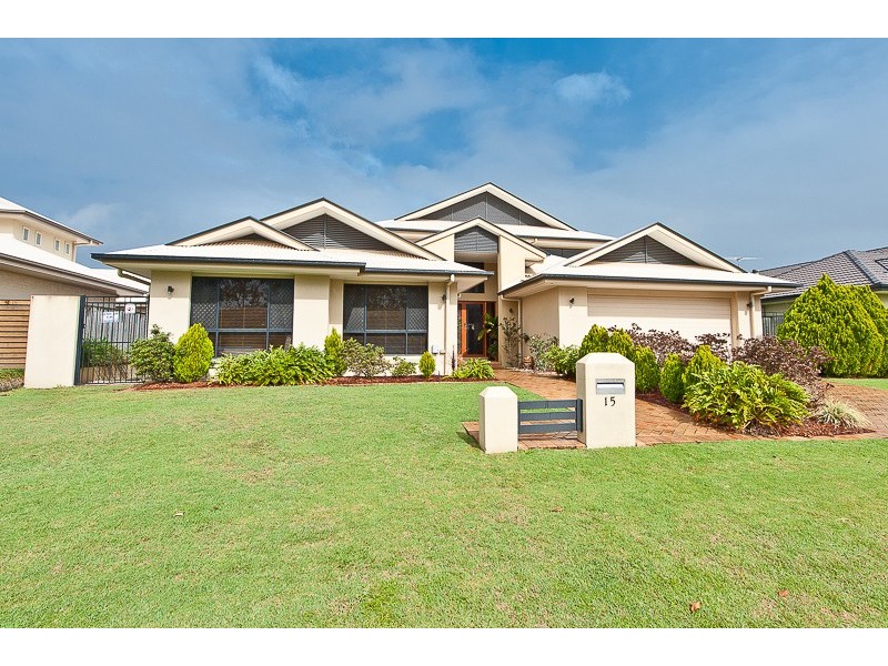 15 Fiesole Place, Bridgeman Downs QLD 4035