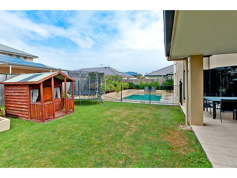 15 Fiesole Place, Bridgeman Downs QLD 4035