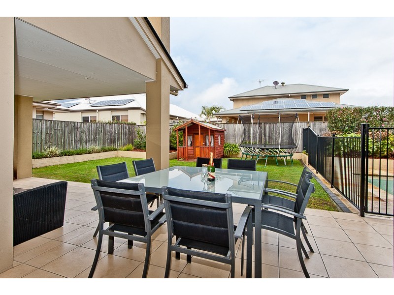 15 Fiesole Place, Bridgeman Downs QLD 4035