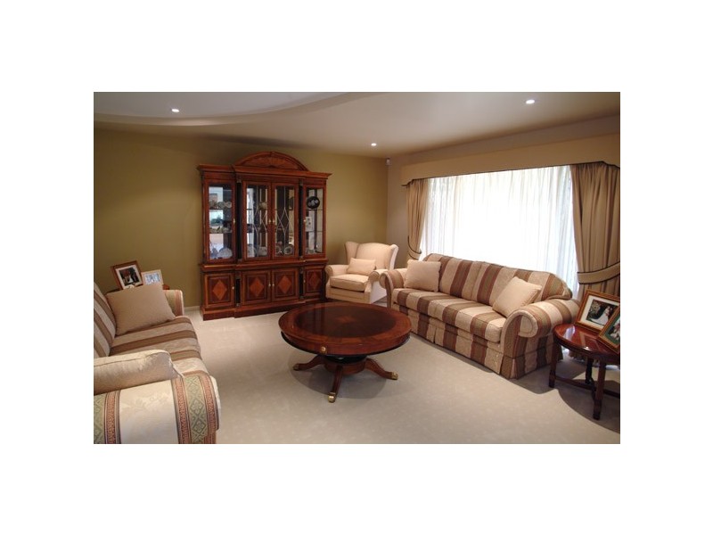 15 Fiesole Place, Bridgeman Downs QLD 4035