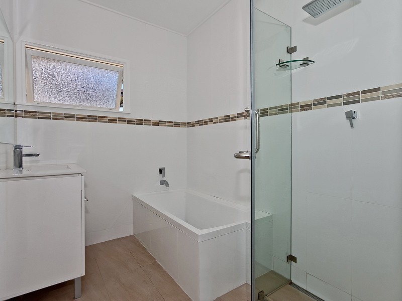 64 Redbourne Street, Chermside West QLD 4032