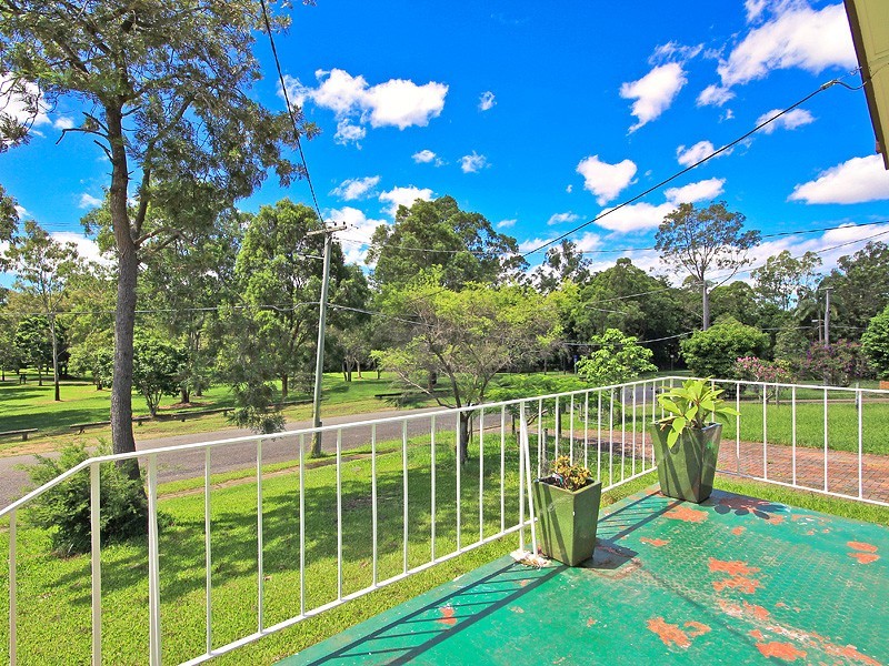 64 Redbourne Street, Chermside West QLD 4032