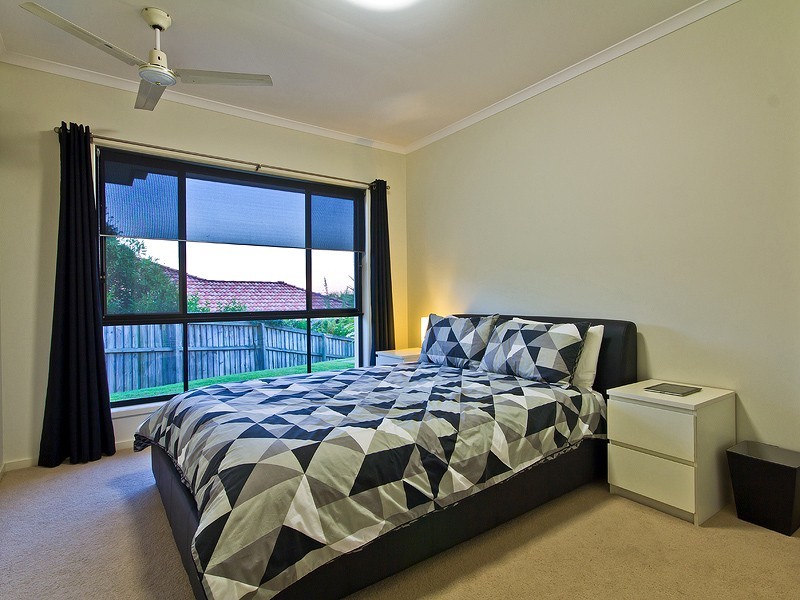 23 Montalcino Place, Bridgeman Downs QLD 4035