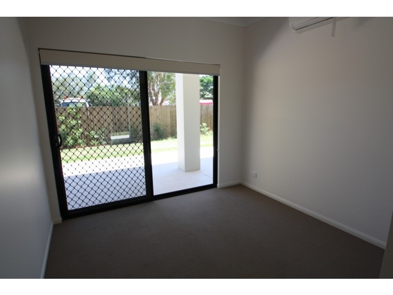2/12 Seeney Street, Zillmere QLD 4034