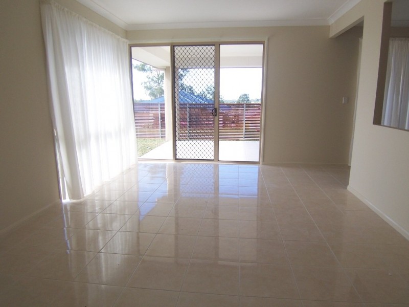 2 Emu Court, Warner QLD 4500