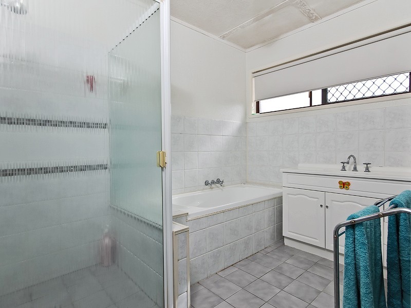 7 Ballinger Street, Chermside West QLD 4032