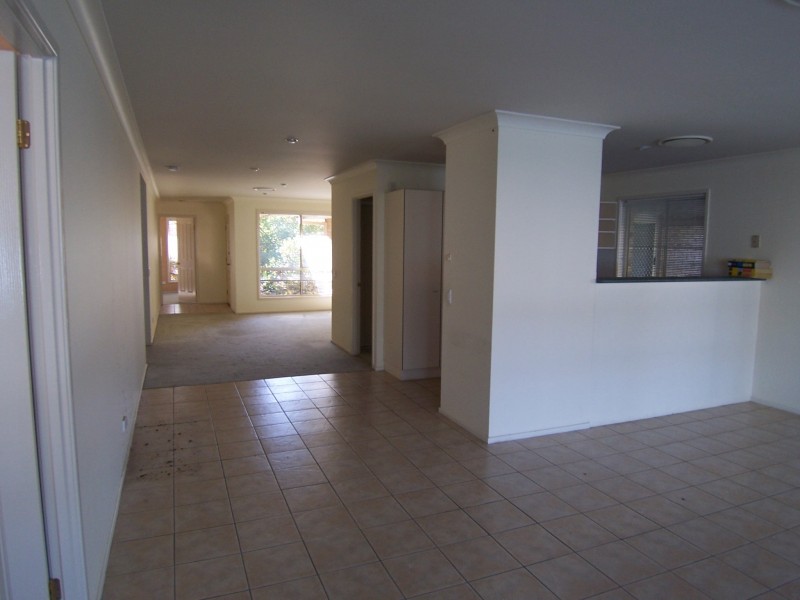 11 Johns Crescent, Boondall QLD 4034