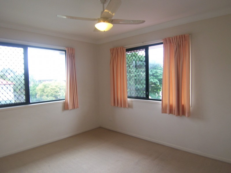 1/34 Latham Street, Chermside QLD 4032