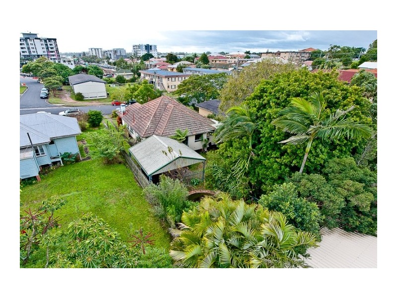 19 Hall Street, Chermside QLD 4032