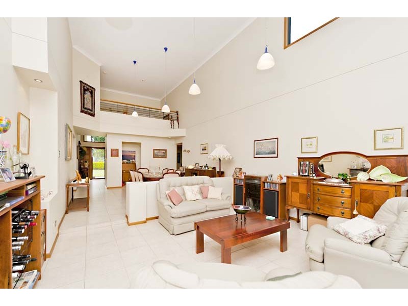 1 Estonia Avenue, Bridgeman Downs QLD 4035