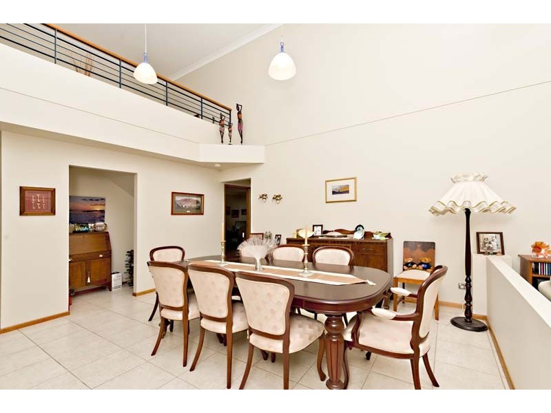 1 Estonia Avenue, Bridgeman Downs QLD 4035