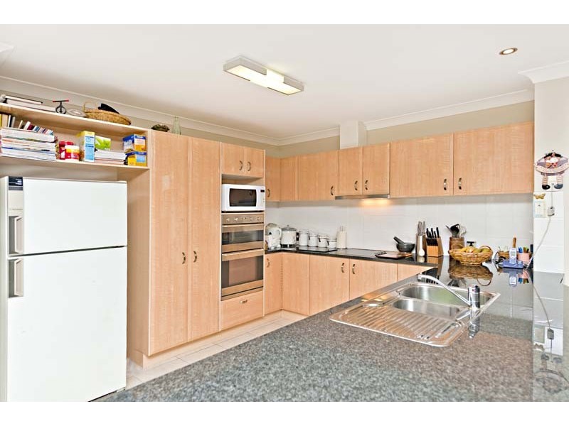 1 Estonia Avenue, Bridgeman Downs QLD 4035