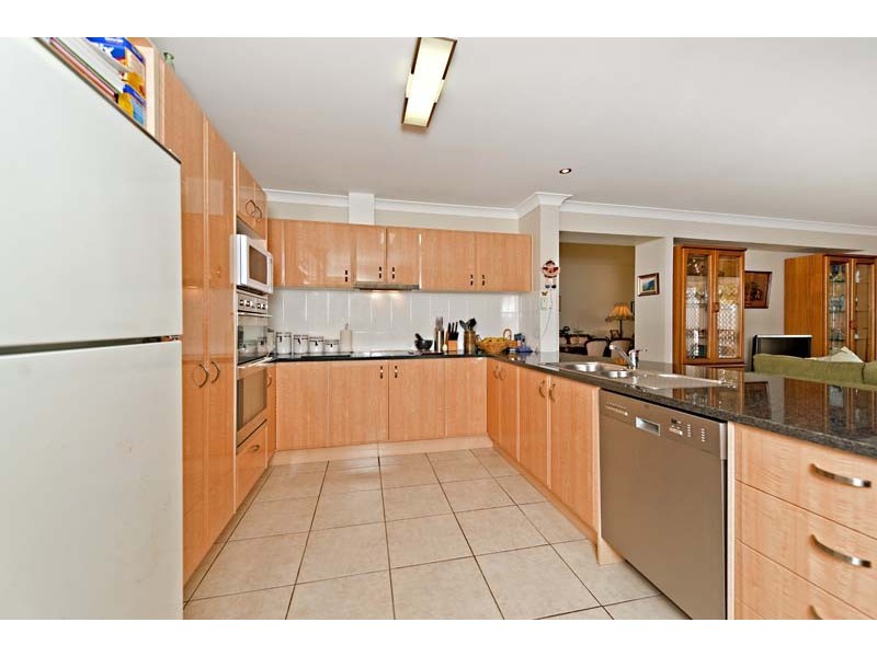 1 Estonia Avenue, Bridgeman Downs QLD 4035