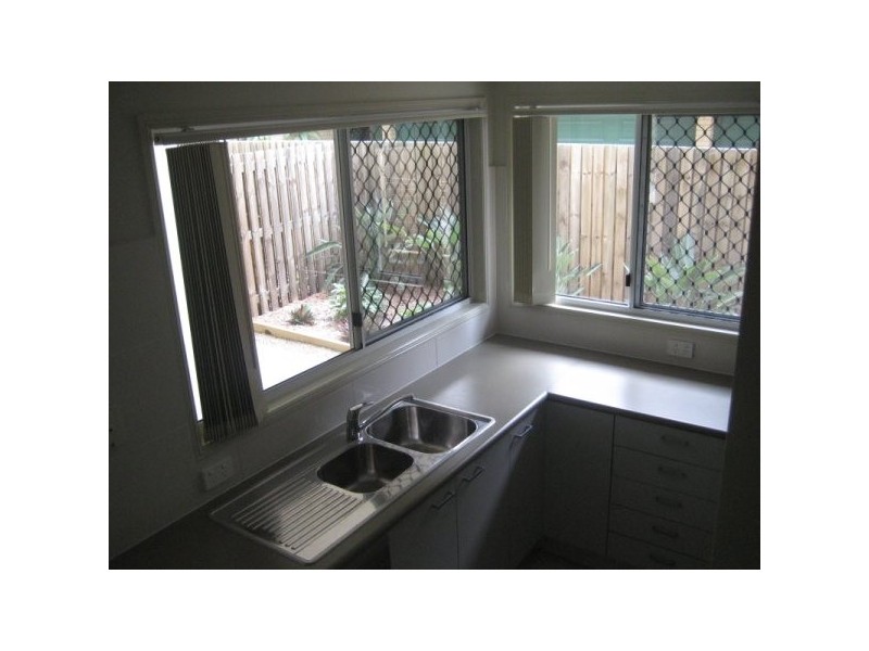 2/10 Church Road, Zillmere QLD 4034