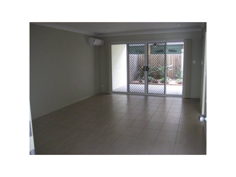 2/10 Church Road, Zillmere QLD 4034