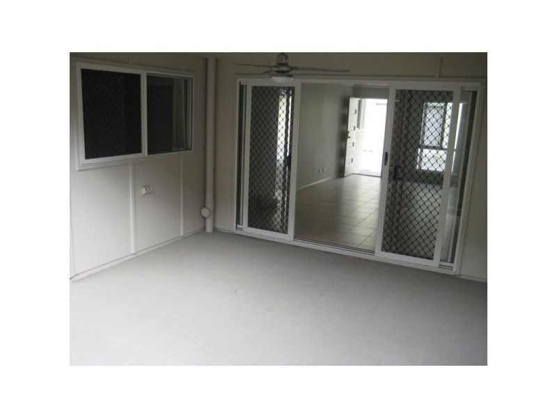 2/10 Church Road, Zillmere QLD 4034