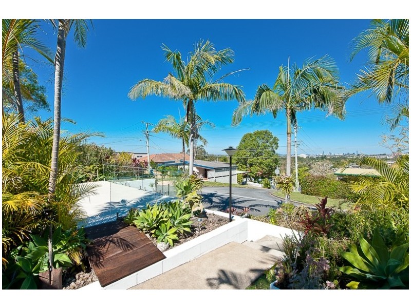 28 Chartwell Street, Aspley QLD 4034