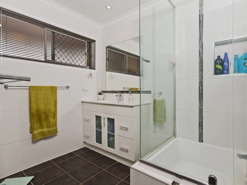 9 Riesling Street, Carseldine QLD 4034