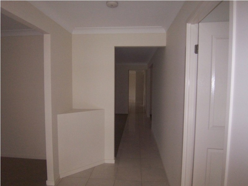 11 Oakwood Road, Warner QLD 4500