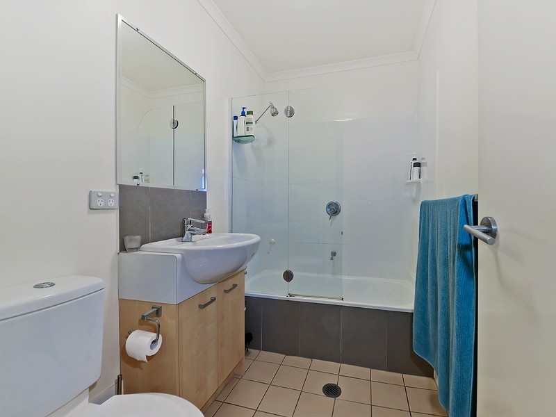 18/41 Playfield Street, Chermside QLD 4032