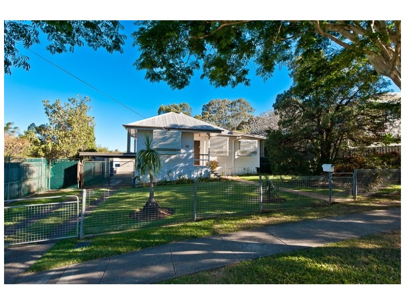 33 Pioneer Street, Zillmere QLD 4034