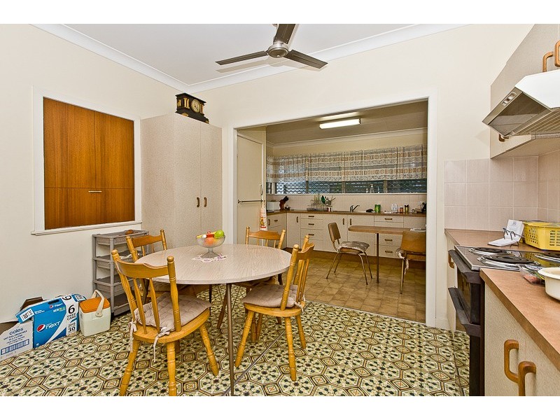 33 Pioneer Street, Zillmere QLD 4034