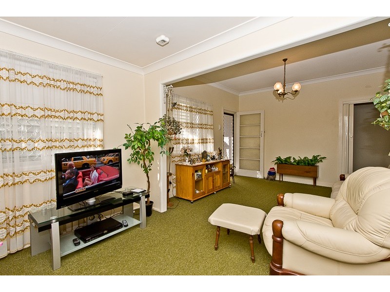 33 Pioneer Street, Zillmere QLD 4034