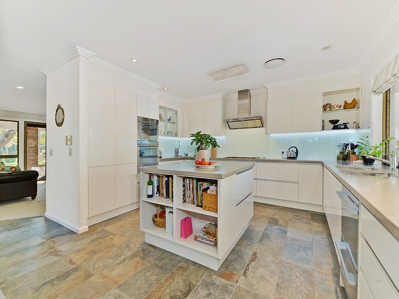 103 Bridgeman Road, Bridgeman Downs QLD 4035