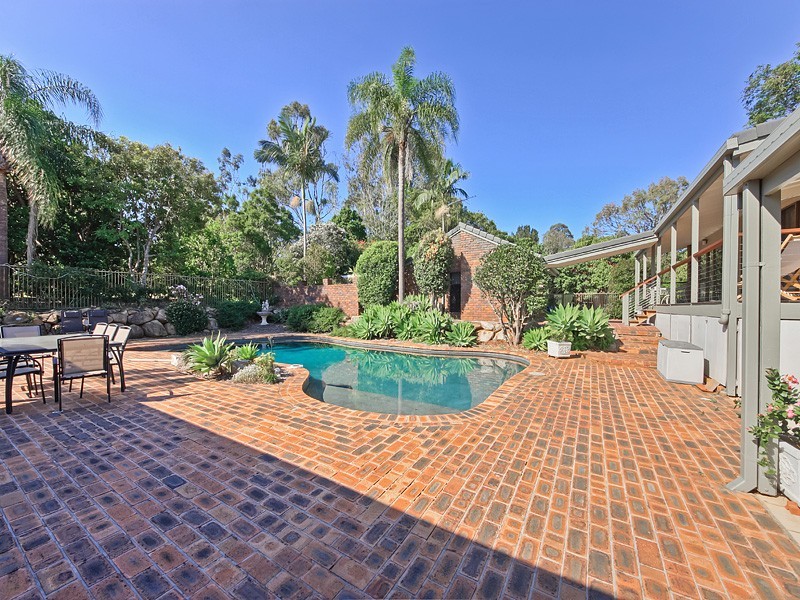 103 Bridgeman Road, Bridgeman Downs QLD 4035