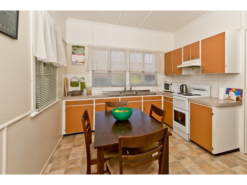 209 Pfingst Road, Wavell Heights QLD 4012