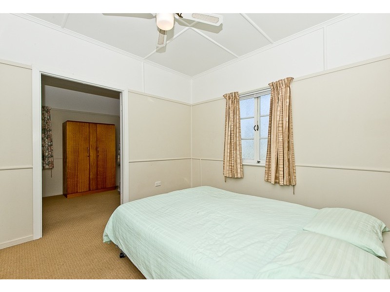 209 Pfingst Road, Wavell Heights QLD 4012