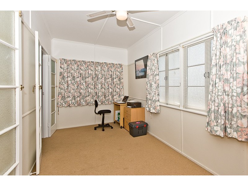 209 Pfingst Road, Wavell Heights QLD 4012