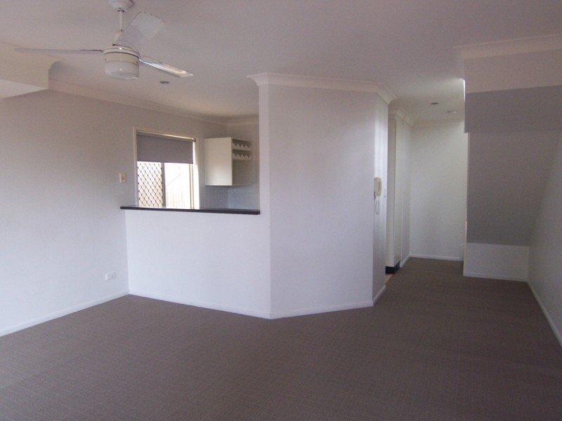 2/55 Latham Street, Chermside QLD 4032