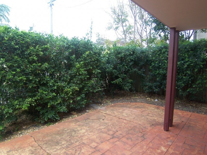 2/55 Latham Street, Chermside QLD 4032