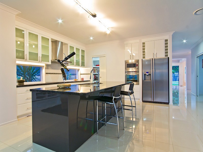 4 Dress Circle Court, Bridgeman Downs QLD 4035