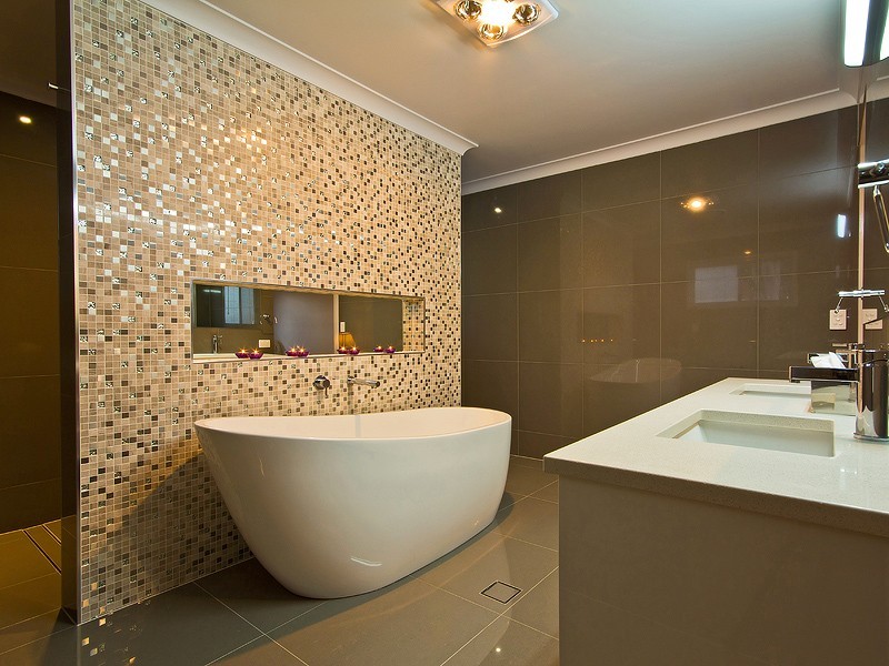 4 Dress Circle Court, Bridgeman Downs QLD 4035