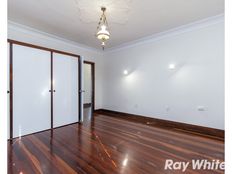 16 Kelso Street, Chermside QLD 4032