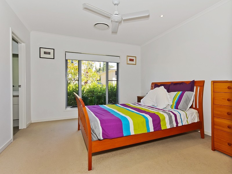 20 Hillside Circuit, Chermside West QLD 4032