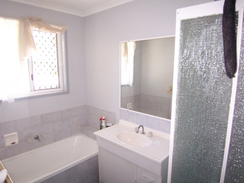 69 Balcara Avenue, Carseldine QLD 4034