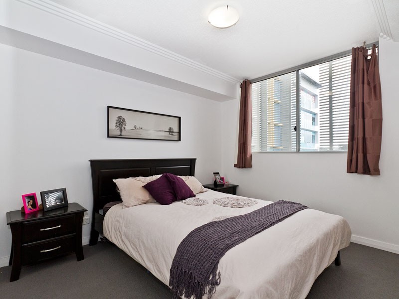 210/392 Hamilton Road, Chermside QLD 4032