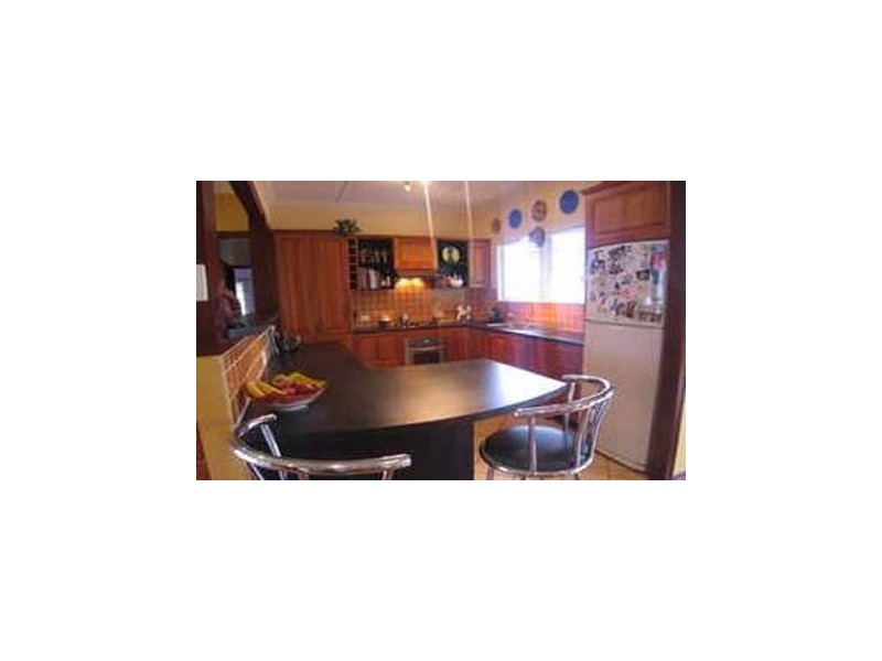 19 Curwen Terrace, Chermside QLD 4032