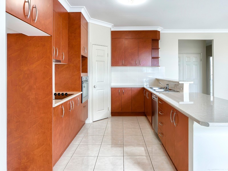 2 Emu Court, Warner QLD 4500