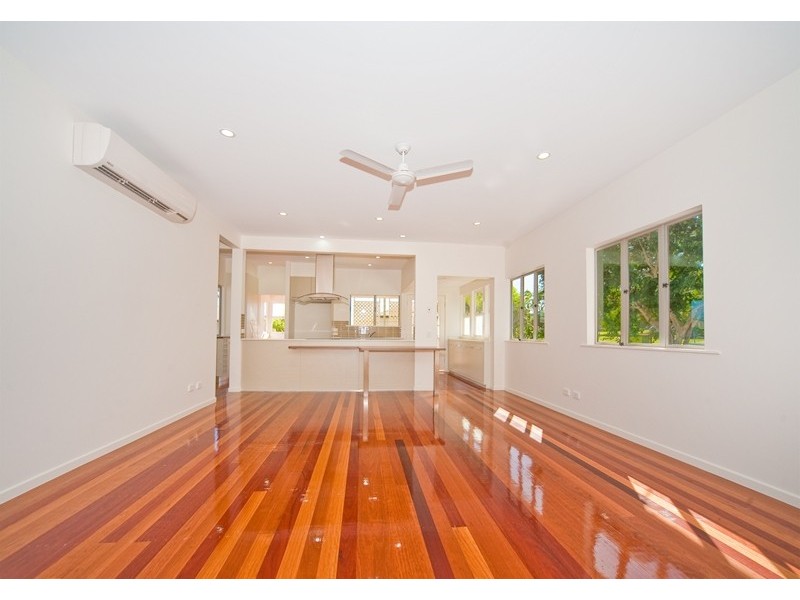 67 Kingsmill Street, Chermside QLD 4032